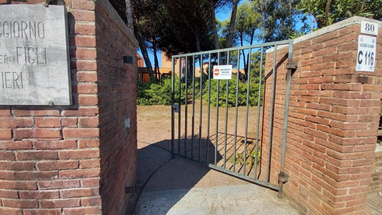 Apartamento Accesso Diretto Sul Mare Maredilucecala Calambrone Exterior foto