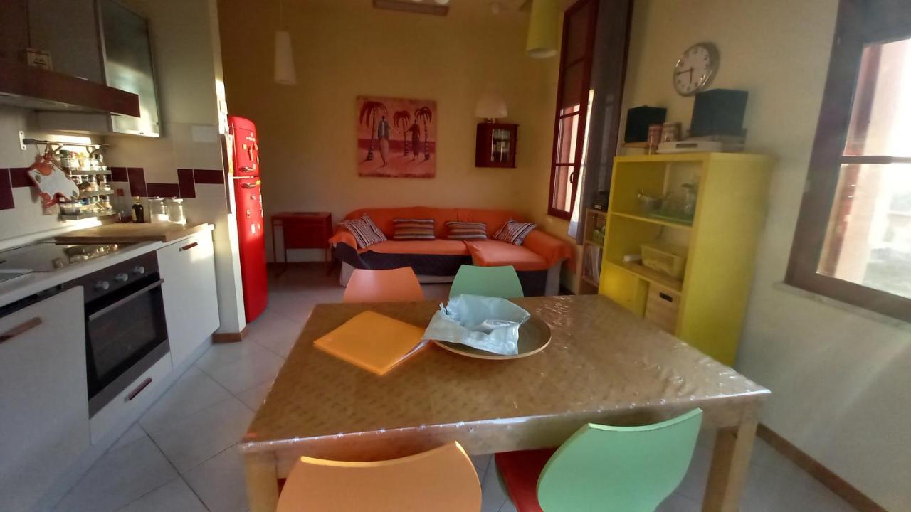 Apartamento Accesso Diretto Sul Mare Maredilucecala Calambrone Exterior foto