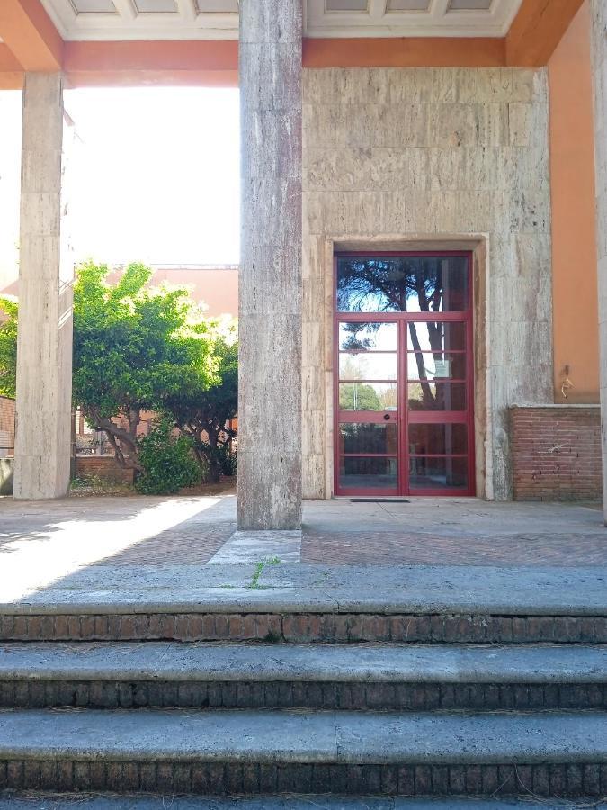 Apartamento Accesso Diretto Sul Mare Maredilucecala Calambrone Exterior foto